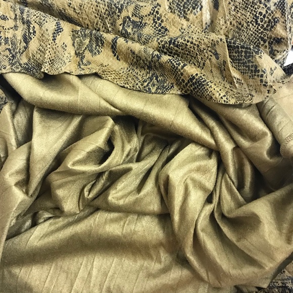 Zara Snake Skin Faux Leather Pleated Midi Skirt - Picture 10 of 10